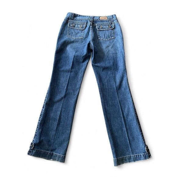 Maurices Womens 7/8 Blue Flare Jeans Middle Rise Great Condition 100% Cotton - Picture 2 of 9